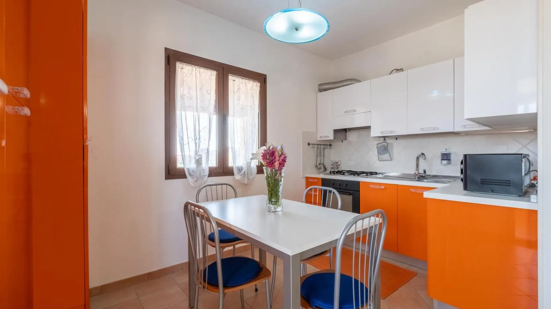 Elegante Appartamento Vista Mare Olbia