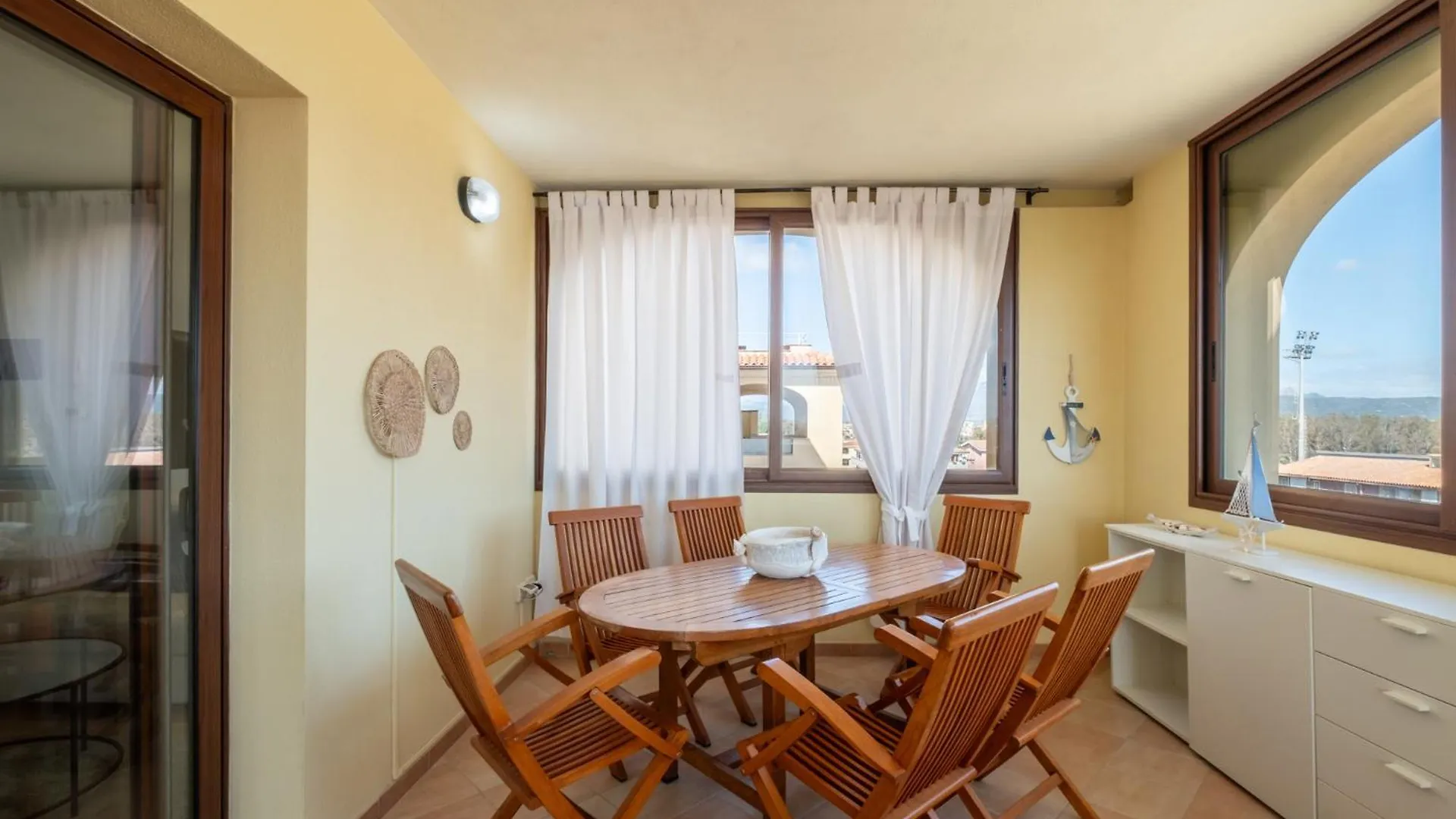 Elegante Appartamento Vista Mare Olbia 0*,