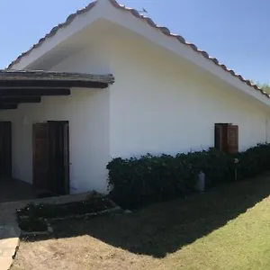 Porto Istana Beach House Casa vacanze