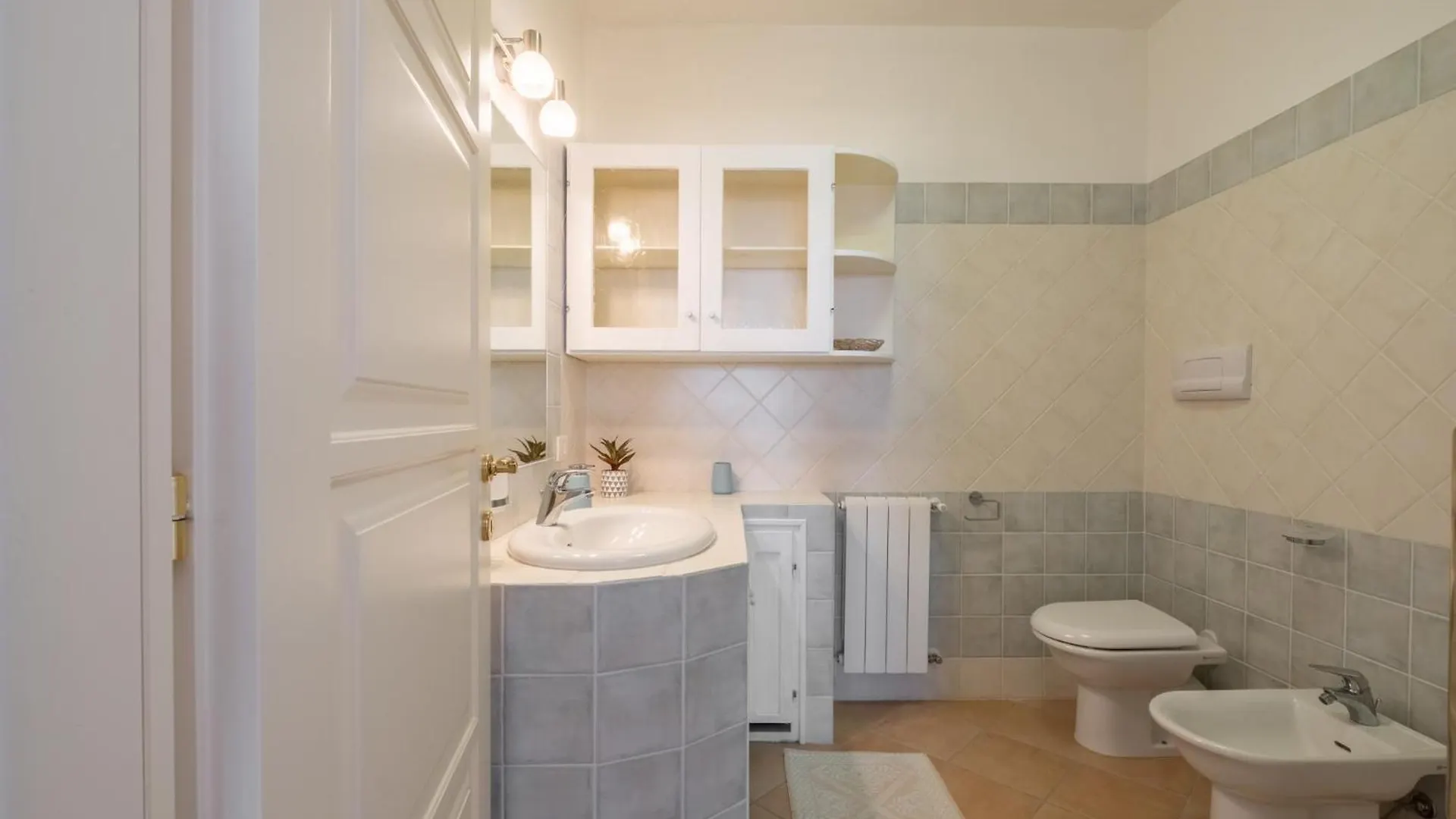 Elegante Appartamento Vista Mare Olbia Apartment